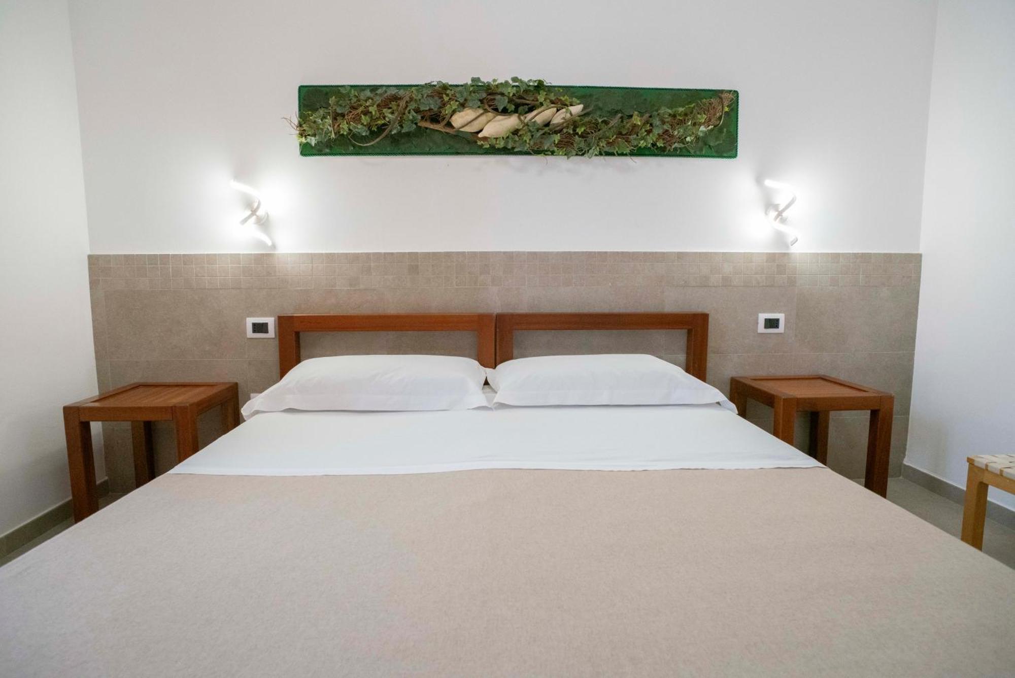 Petit 3* Milazzo